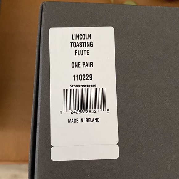 Waterford Crystal  Special Edition Toasting Flute Pair - Picture 7 of 10